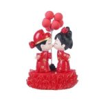 Statuette couple chinois ballons en résine